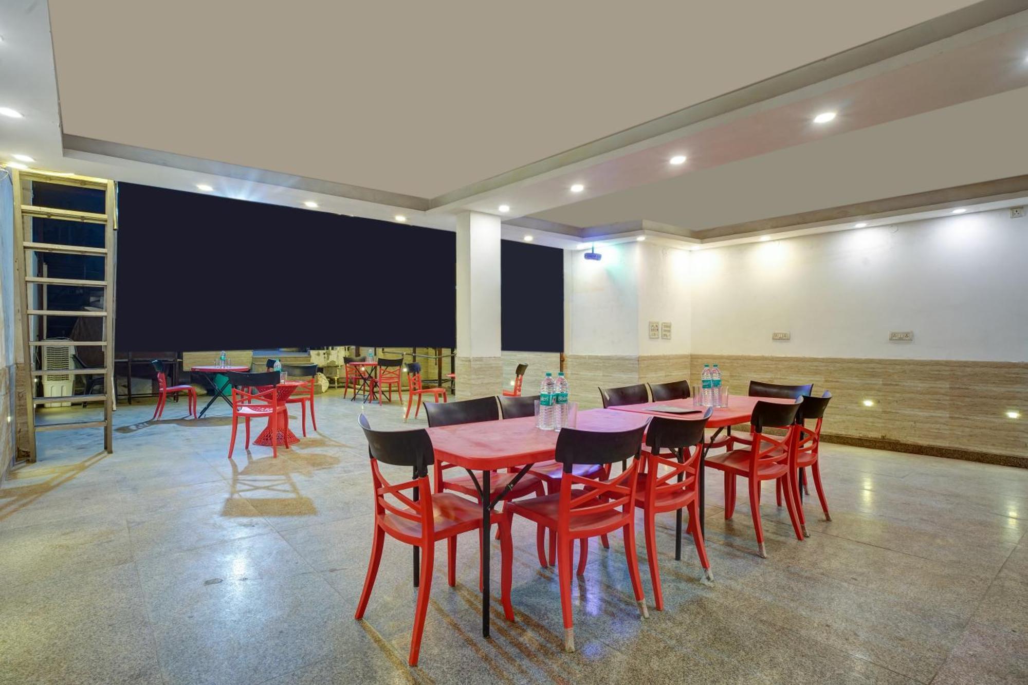 The Hindustan International - Traveller'S Choice Award 2025 Best Of Best Winning Hotel New Delhi Ngoại thất bức ảnh
