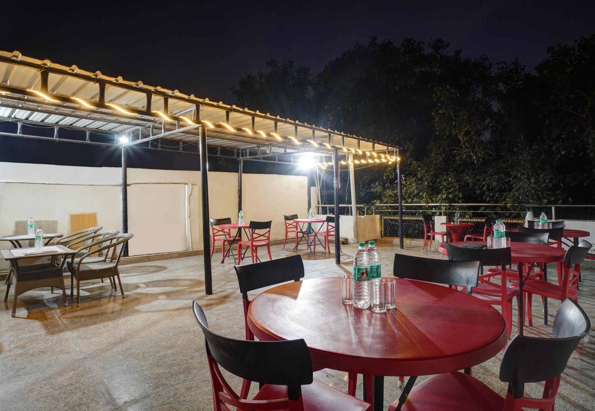 The Hindustan International - Traveller'S Choice Award 2025 Best Of Best Winning Hotel New Delhi Ngoại thất bức ảnh