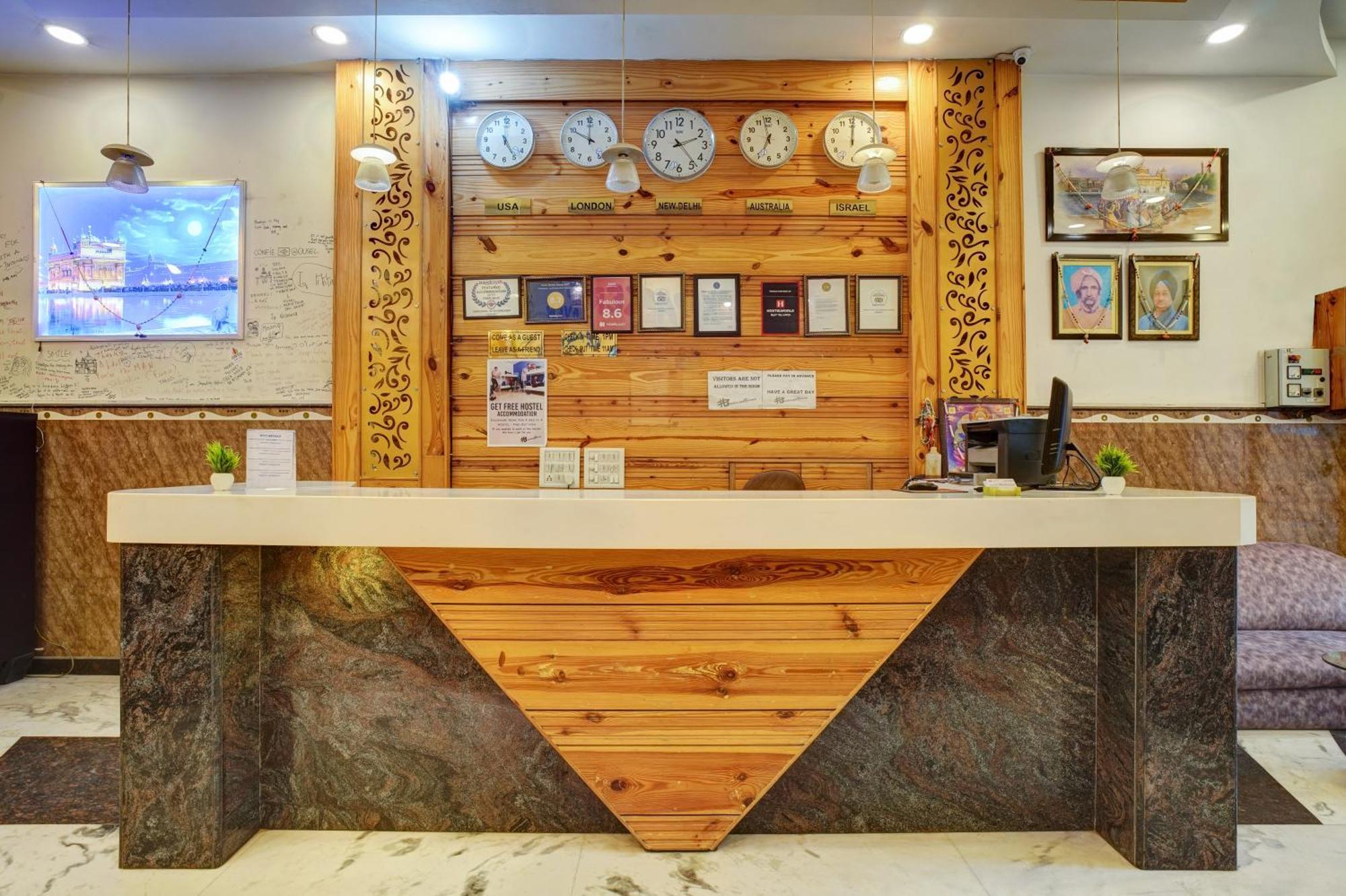 The Hindustan International - Traveller'S Choice Award 2025 Best Of Best Winning Hotel New Delhi Ngoại thất bức ảnh