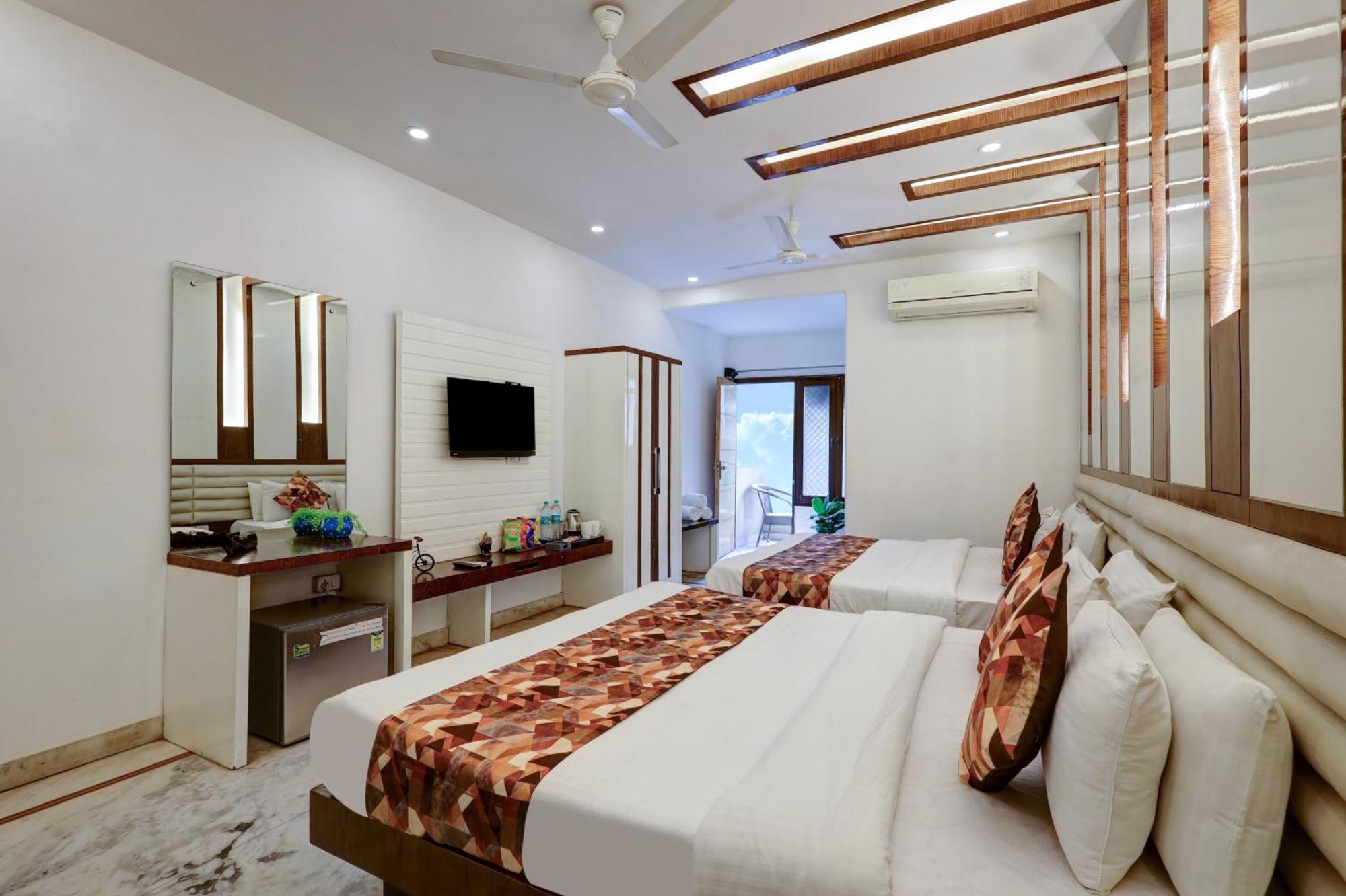The Hindustan International - Traveller'S Choice Award 2025 Best Of Best Winning Hotel New Delhi Ngoại thất bức ảnh