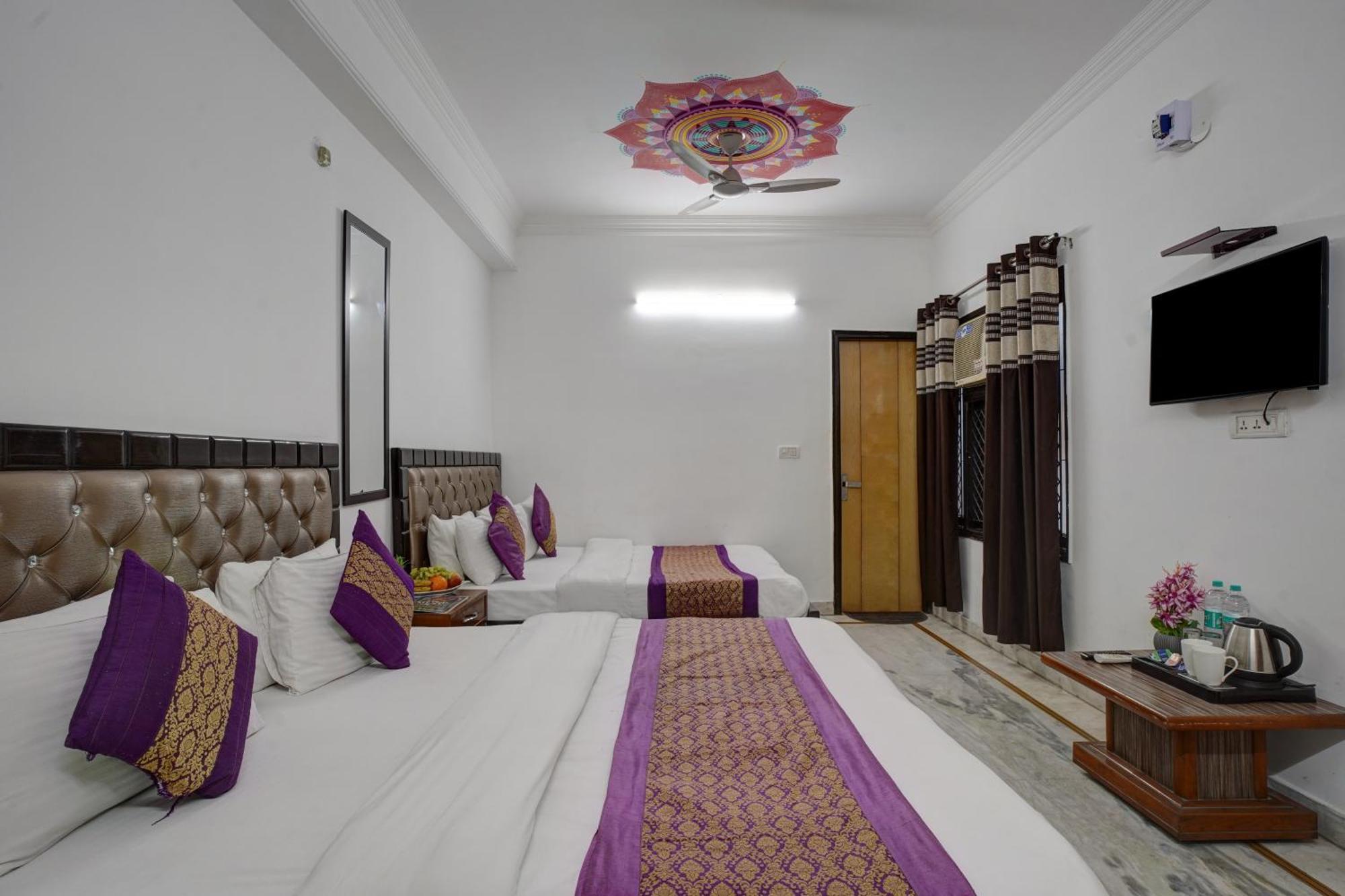 The Hindustan International - Traveller'S Choice Award 2025 Best Of Best Winning Hotel New Delhi Ngoại thất bức ảnh